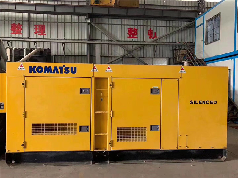 格尔木不同类型的储能技术在市场规模增长趋势下的发展方向有哪些？