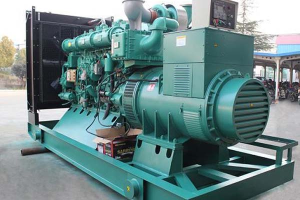 格尔木工厂发电机应急发电中如何优化燃油储备管理？