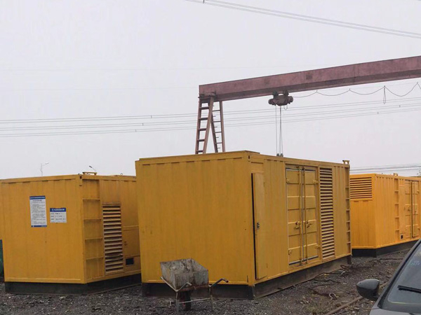 格尔木100kw柴油发电机组每小时油耗？