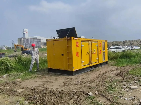 格尔木冬季低温环境下，发电机组启动电瓶的容量需求是否会增加？