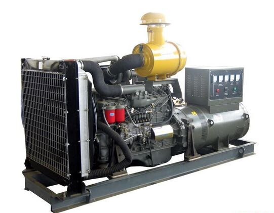 格尔木汽油发电机组冬季保养时，燃油系统需要注意什么？