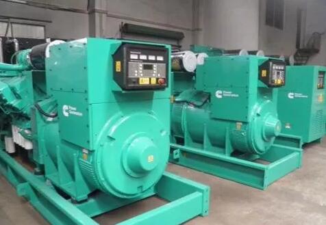 格尔木柴油发电机冬季保养需要特别注意哪些部件？